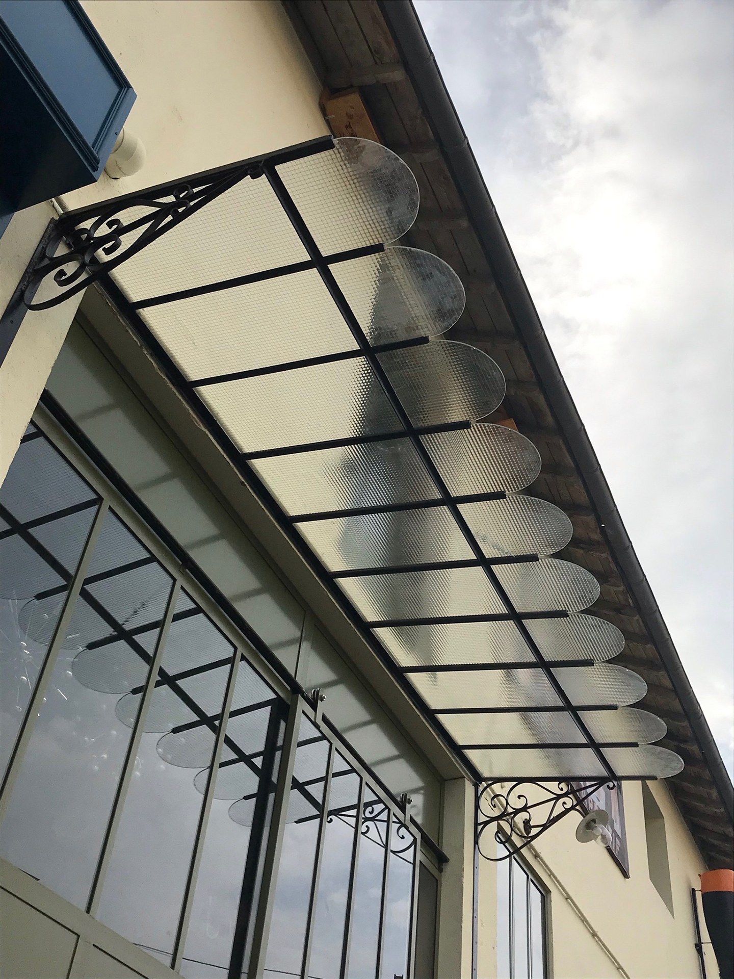 Marquise acier et verre – Pau 64