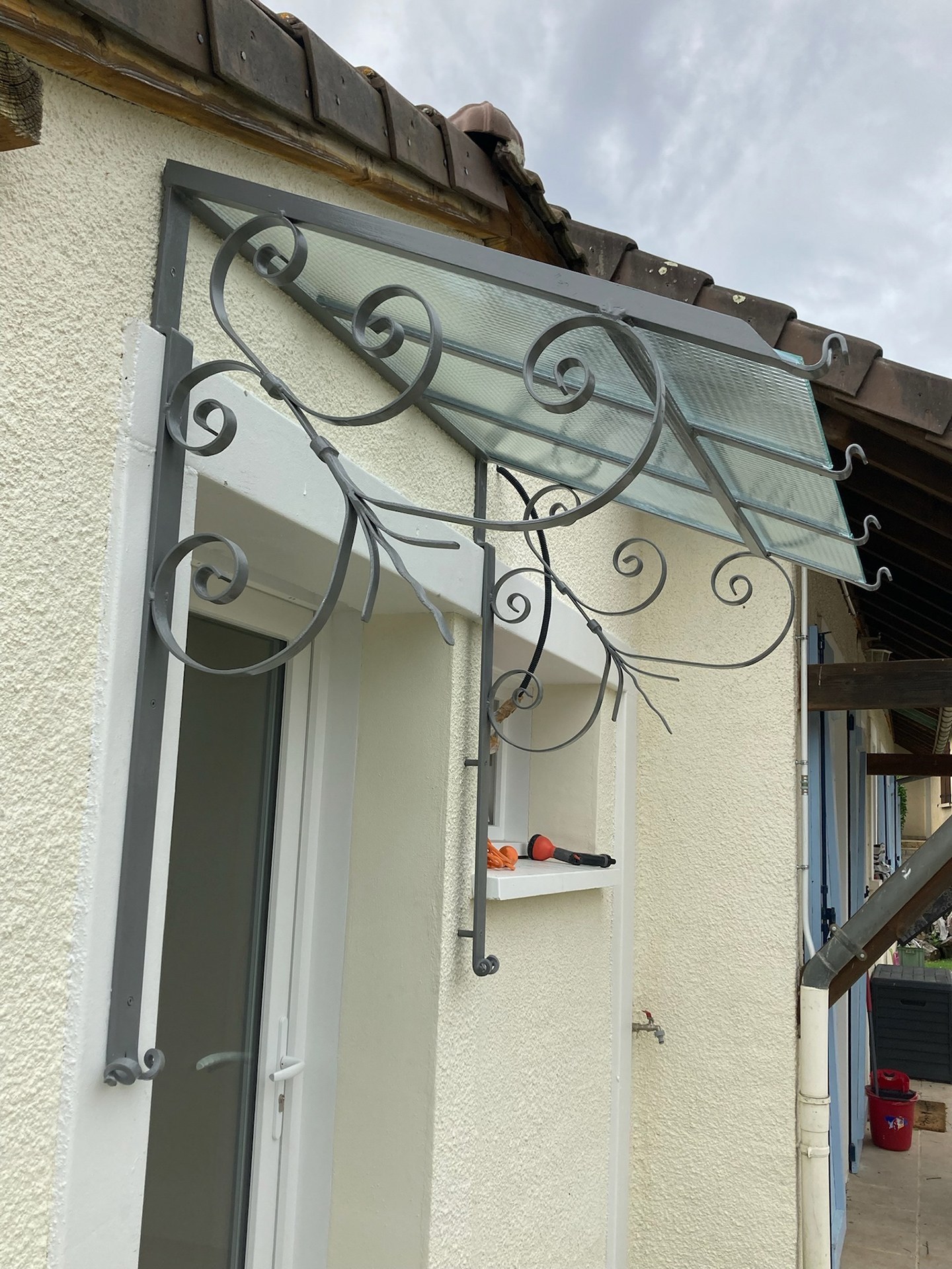 Marquise acier et verre – Pau 64