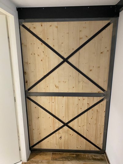 Barn door acier forgé patiné et bois chêne massif – Style grange américaine