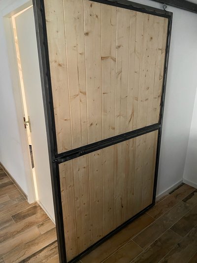 Barn door double vantaux acier et bois – Rail renforcé pour charge importante