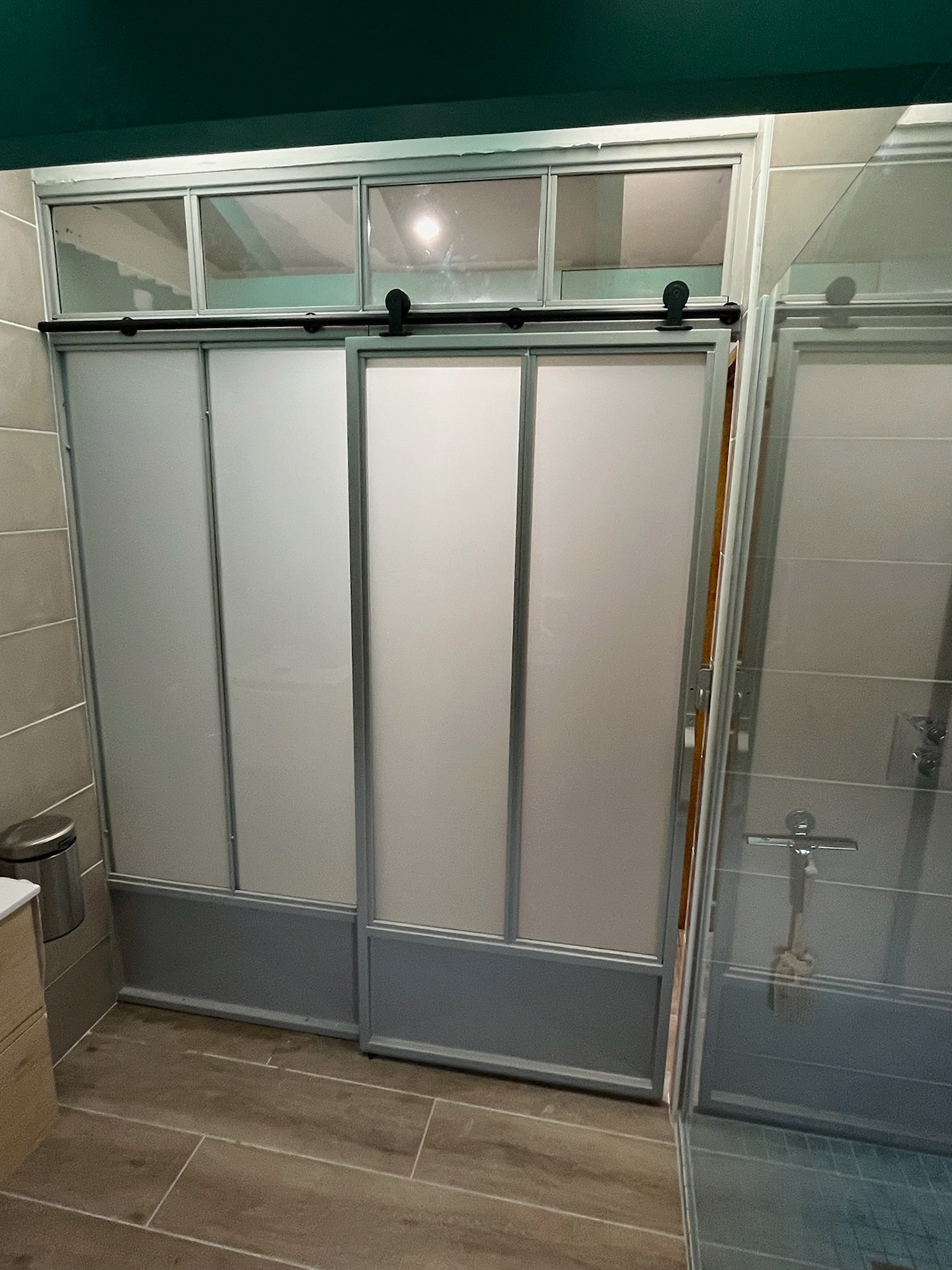 Verrière intérieure acier et verre avec porte – Pau 64