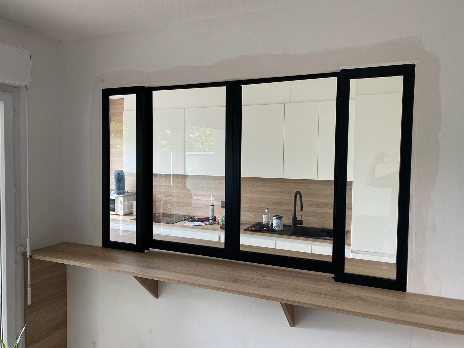 Verrière coulissante intérieure acier et verre – Pau 64